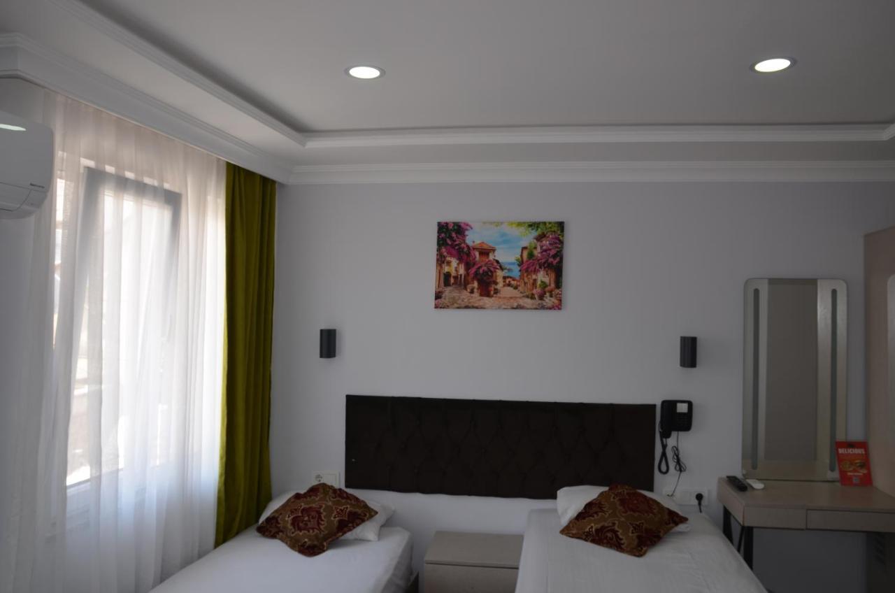 The Reina Hotel Provincia di Provincia di Istanbul Esterno foto